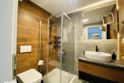 Apartament cu 4 camere în Tractorul