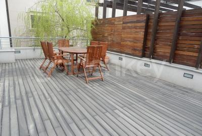 Apartament cu 4 camere semidecomandat în Dorobanți