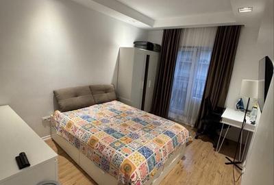 Apartament cu 3 camere decomandat în Ștefăneștii de Jos - 4