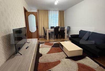 Apartament cu 4 camere decomandat, mobilat în Cornișa