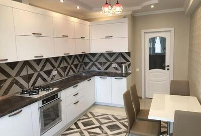 Apartament cu 2 camere decomandat în Tei - 2