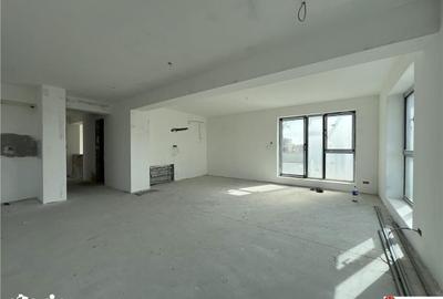 Apartament cu 5 camere în Central - 4