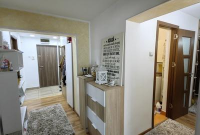 Apartament cu 4 camere decomandat, mobilat în Central - 12