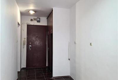 Garsonieră decomandată în Sânmartin - 7