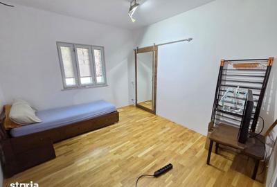 Casă cu 3 camere cu Teren 1330 Mp în Răzvad - 8