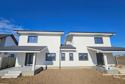 Duplex cu 3 camere cu Teren 365 Mp în Moșnița Veche - 1