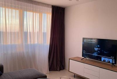 Apartament cu 2 camere decomandat în Eroii Revoluției