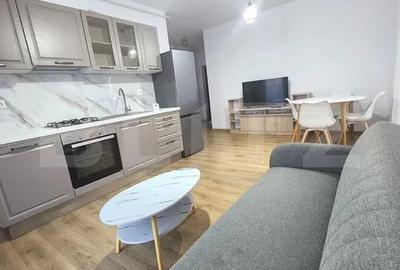 Apartament cu 3 camere semidecomandat în Iris