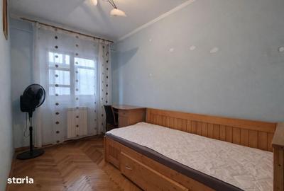 Apartament cu 3 camere decomandat în Păcurari - 1