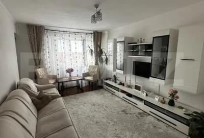 Apartament cu 2 camere decomandat în Micro 15