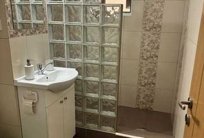 Apartament cu 3 camere în Est - 1
