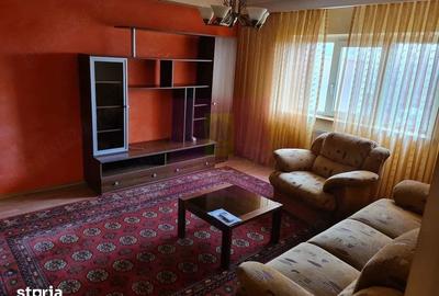 Apartament cu 3 camere decomandat în Vitan