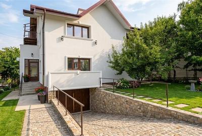 Casă cu 5 camere cu Teren 600 Mp în Bucium