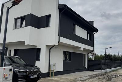 Casă cu 4 camere în Central - 2