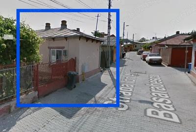 Casă cu Teren 221 Mp în Central - 3