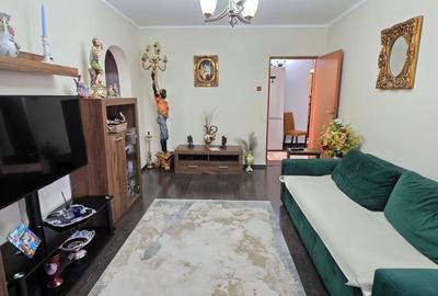 Apartament cu 4 camere decomandat în Far - 3
