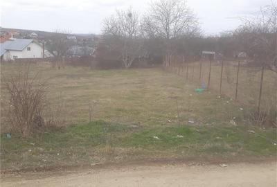 Teren de 1102 mp, în Bucium - 2