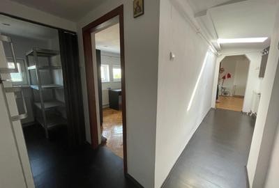 Apartament cu 2 camere semidecomandat, mobilat în 1 Mai - 4