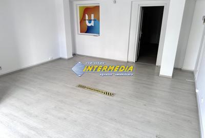 Spațiu comercial, de 50 mp, în Cetate - 2