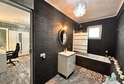 Casă individuală cu 9 camere cu Canalizare în Palazu Mare - 5