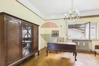 Apartament cu 4 camere semidecomandat în Ferdinand