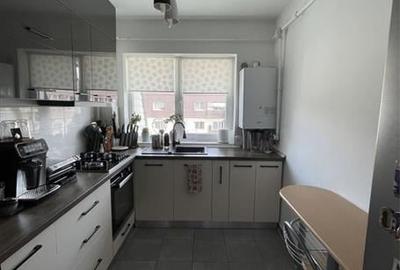 Apartament cu 2 camere decomandat în Sânpetru - 2