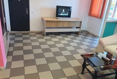 Apartament cu 4 camere decomandat în Dobroești