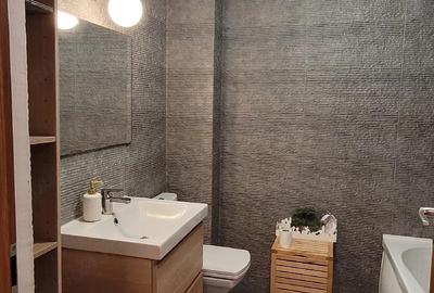 Apartament cu 3 camere decomandat în Central - 9
