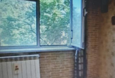Apartament cu 3 camere decomandat în Berceni - 1