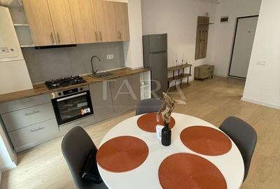 Apartament cu 2 camere semidecomandat, mobilat în Florești
