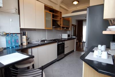Apartament cu 4 camere semidecomandat, mobilat în Armeneasca - 12
