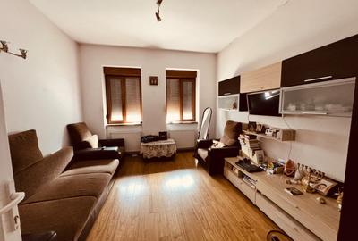 Casă cu 2 camere cu Canalizare în Iosefin
