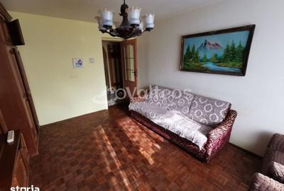 Apartament cu 4 camere decomandat în Central - 1