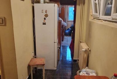 Apartament cu 2 camere decomandat în Drumul Taberei