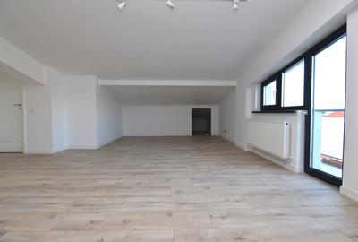 Apartament cu 3 camere semidecomandat în Calea Călărașilor - 8