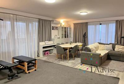 Apartament cu 4 camere decomandat, mobilat în Noua