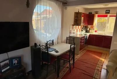 Casă cu 2 camere cu Teren 374 Mp în Central - 2