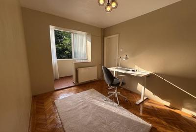 Apartament cu 2 camere semidecomandat în Dacia