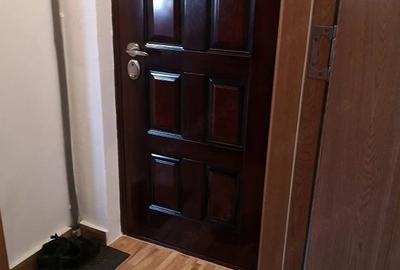 Apartament cu 2 camere semidecomandat în Govândari