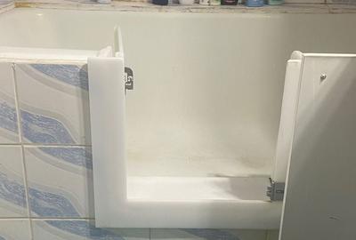 Apartament cu 2 camere semidecomandat în 1 Mai