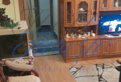 Apartament cu 3 camere semidecomandat în Gheorgheni