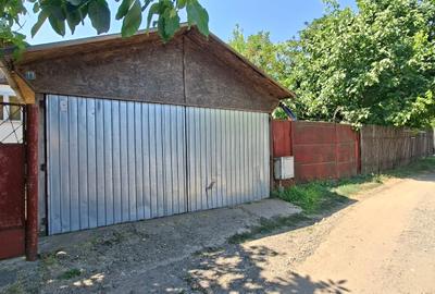 Casă individuală cu 3 camere cu Garaj în Costi