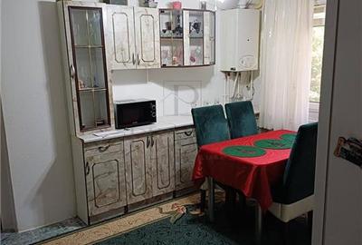 Apartament cu 3 camere semidecomandat, mobilat în Freidorf