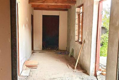 Casă cu 3 camere cu Teren 2000 Mp în Bigăr