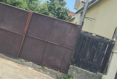 Casă cu 1 camere cu Teren 340 Mp în Mărăști