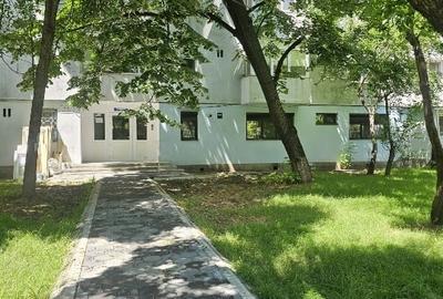 Apartament cu 3 camere semidecomandat, mobilat în Podu Roș - 9