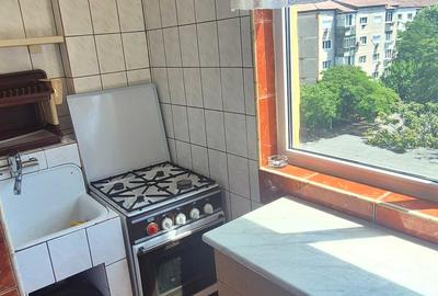 Apartament cu 2 camere decomandat în Girocului - 2