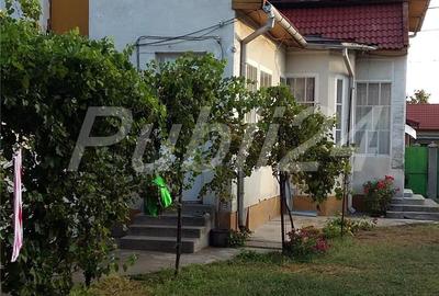 Casă cu 4 camere în Ciugud