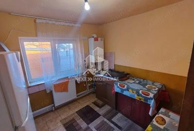 Casă cu 3 camere cu Canalizare în Viile Noi - 1