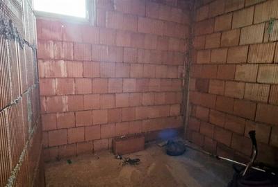 Casă cu 4 camere cu Teren 502 Mp în Cihei - 10